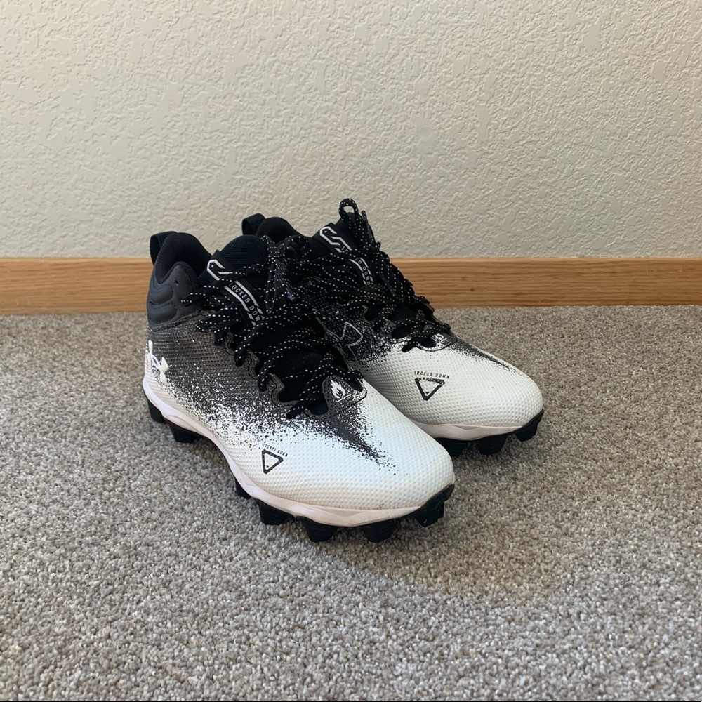 Under Armour Spotlight Franchise RM JR Youth Cleats